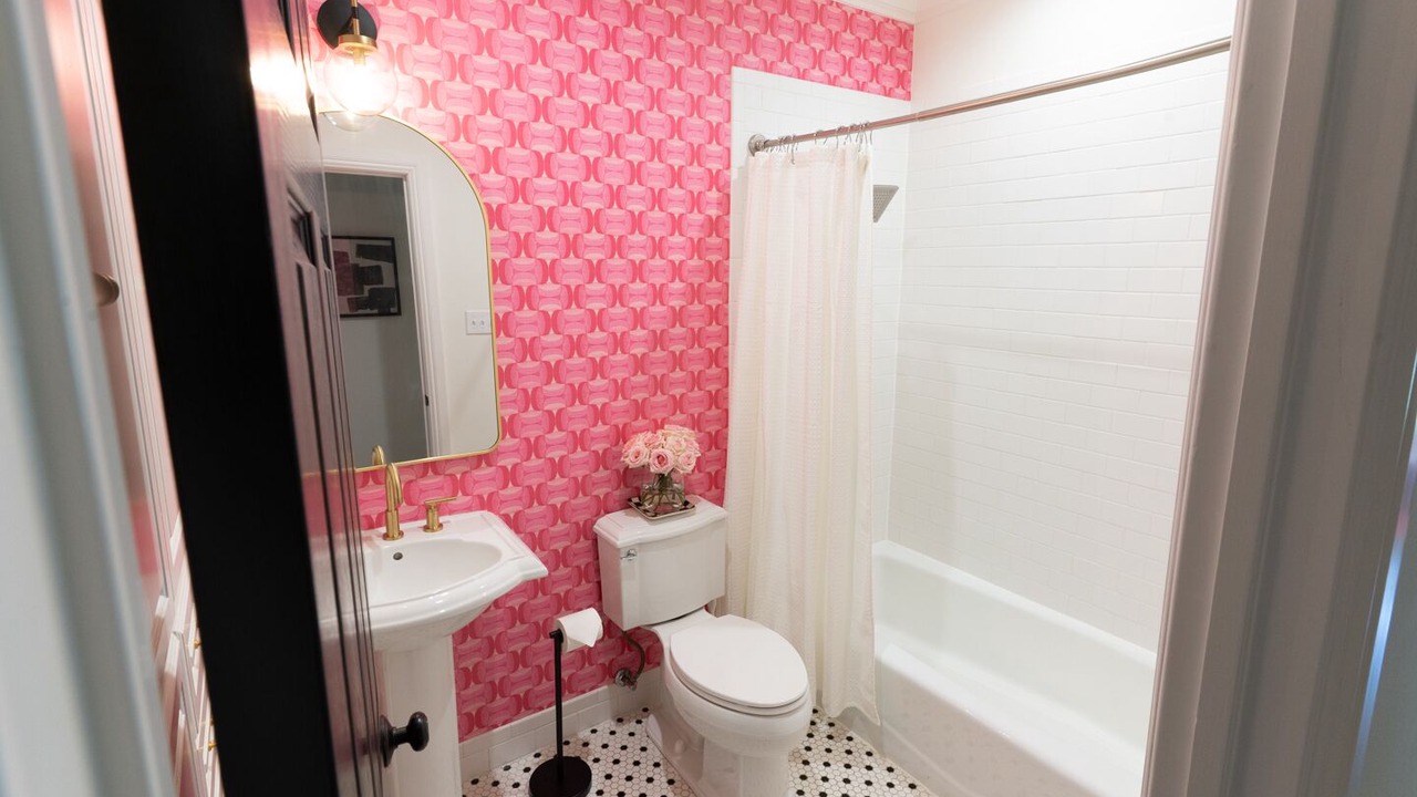 Photo of Bathroom in Uptown