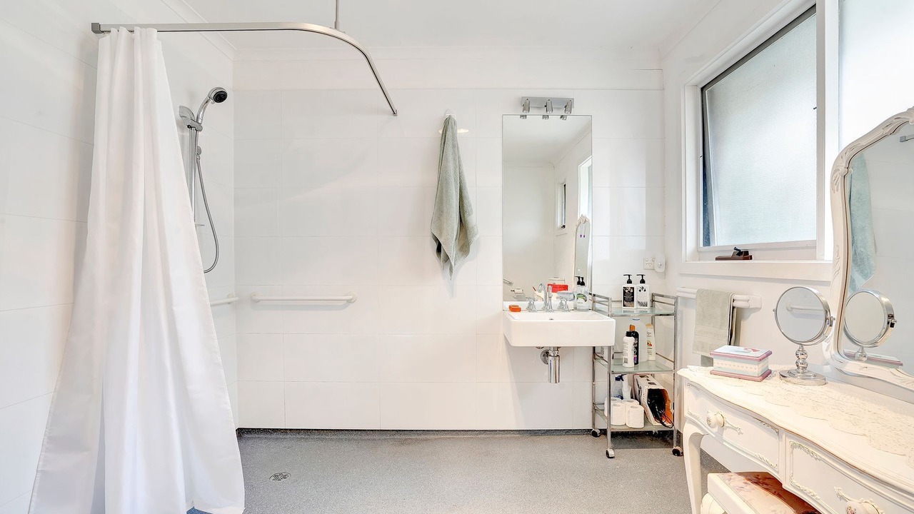 Photo of Bathroom in Balnarring