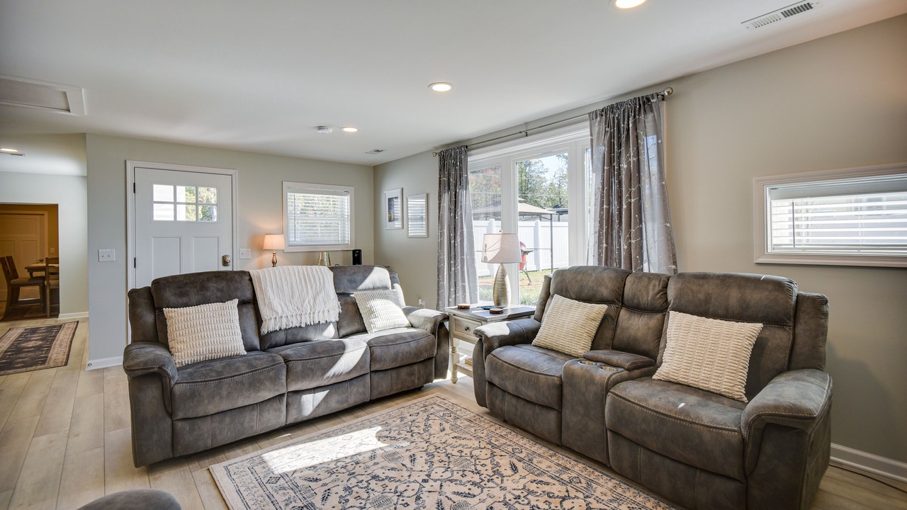 Photo of Livingroom in Bellamy