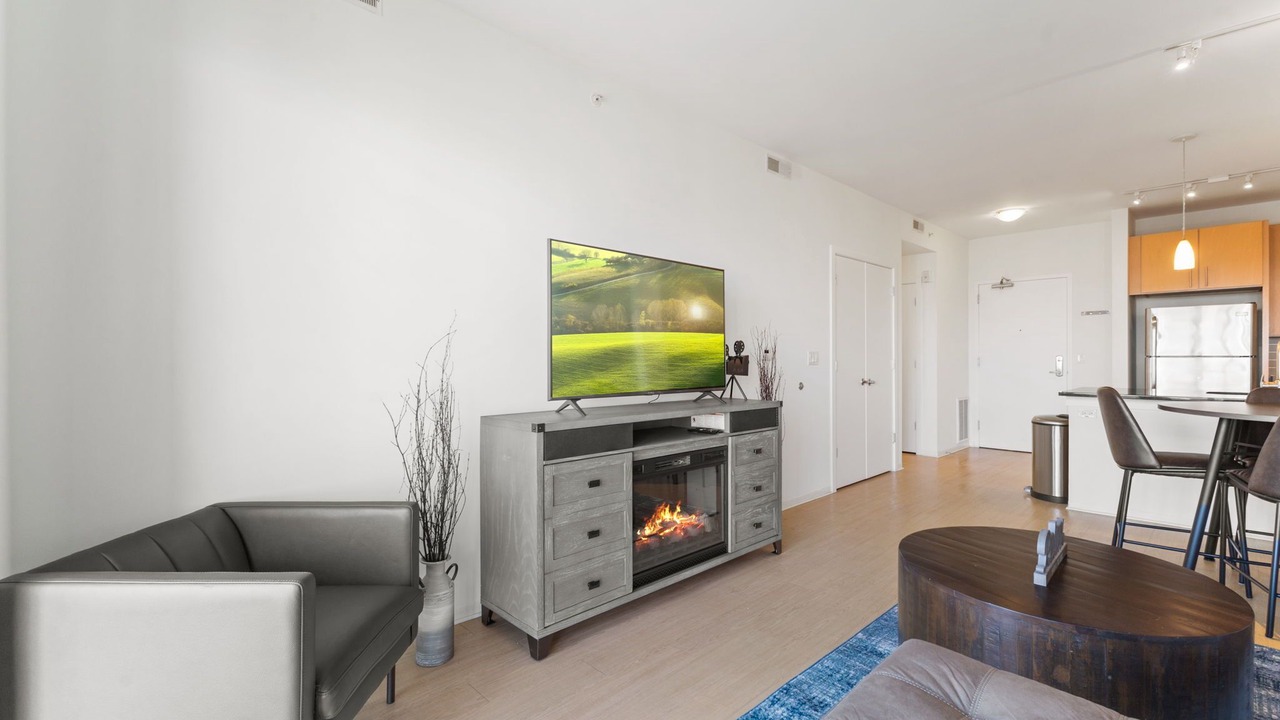 Photo of Livingroom in Evanston
