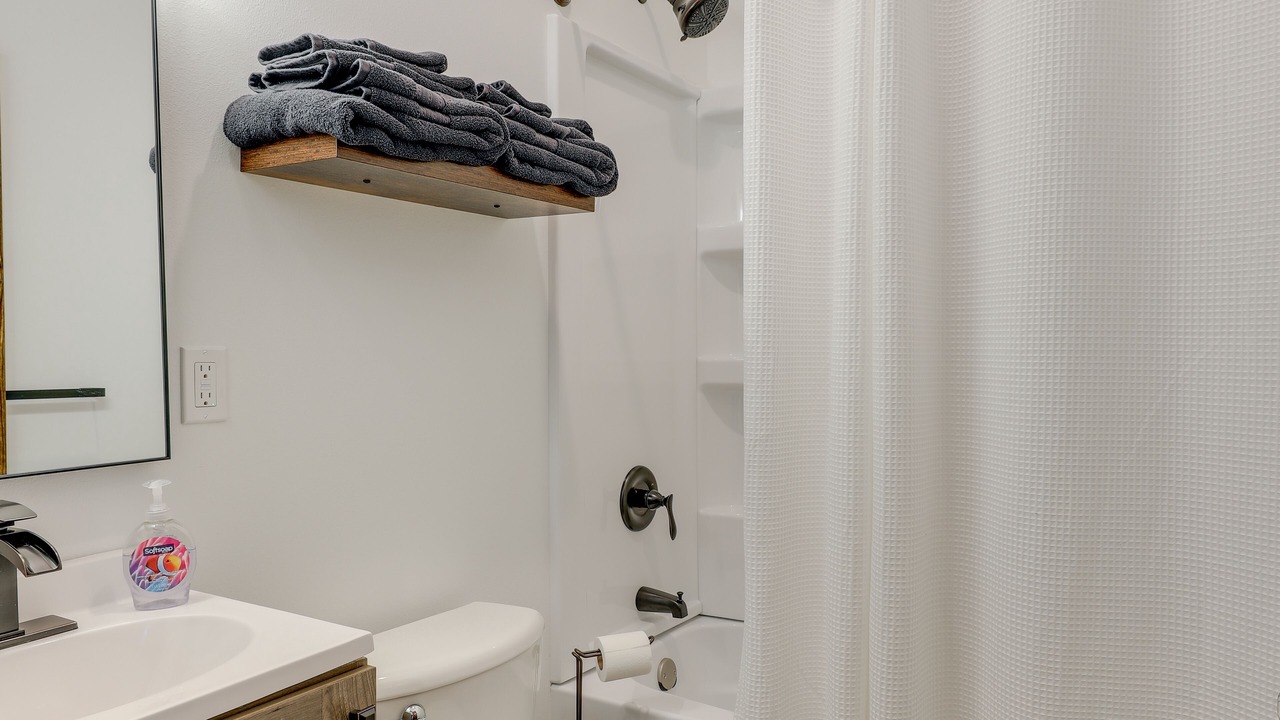 Photo of Bathroom in Dante