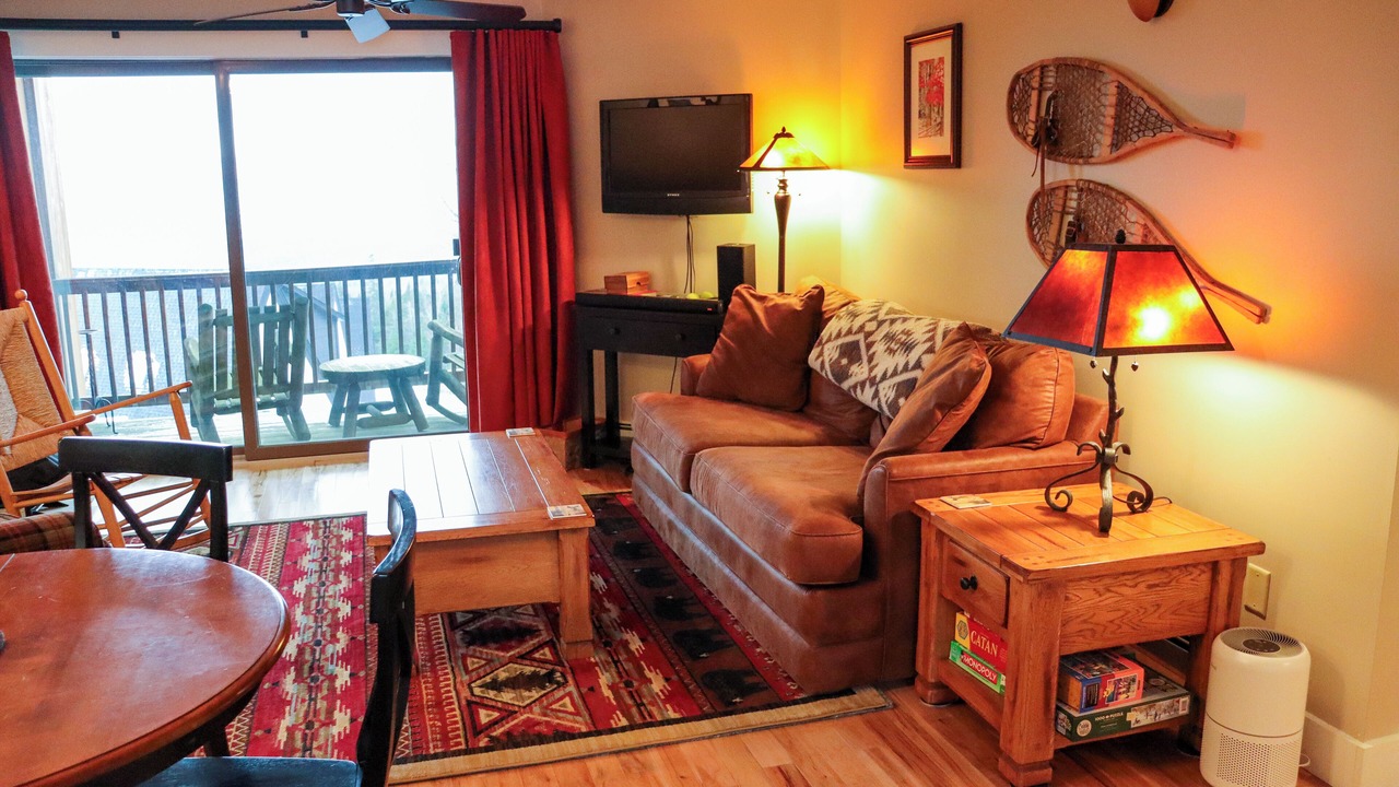 Photo of Livingroom in Rangeley