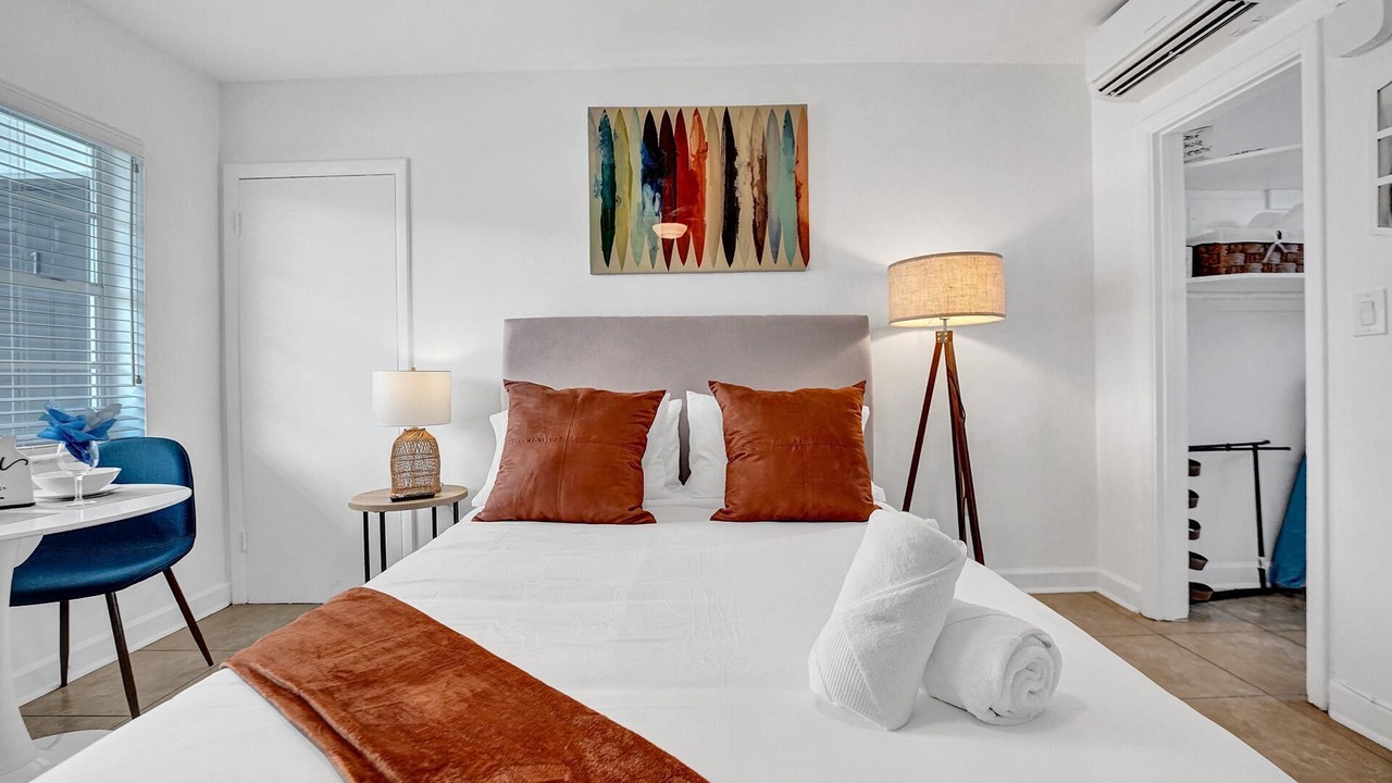 Photo of Livingroom in North Beach