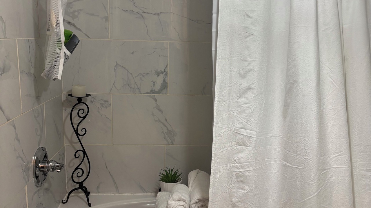 Photo of Bathroom in Green Pond