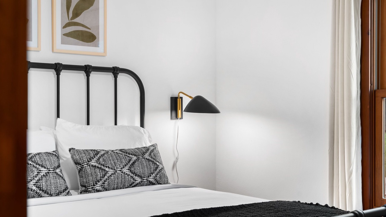 Photo of Bedroom in Apache Shores