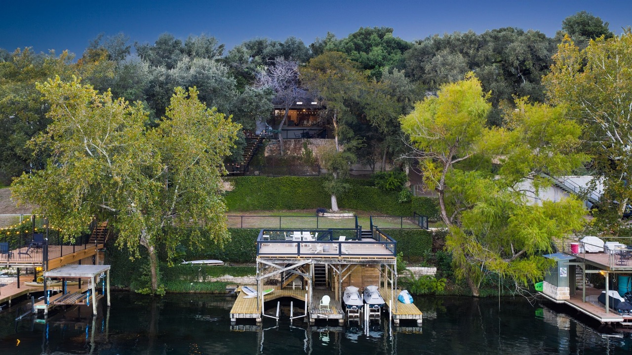 Photo of Outdoor in Apache Shores