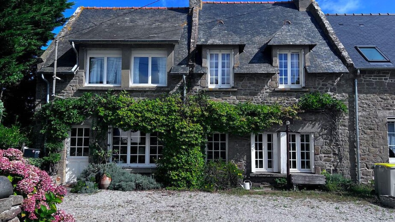 Photo of Outdoor in Saint-Coulomb