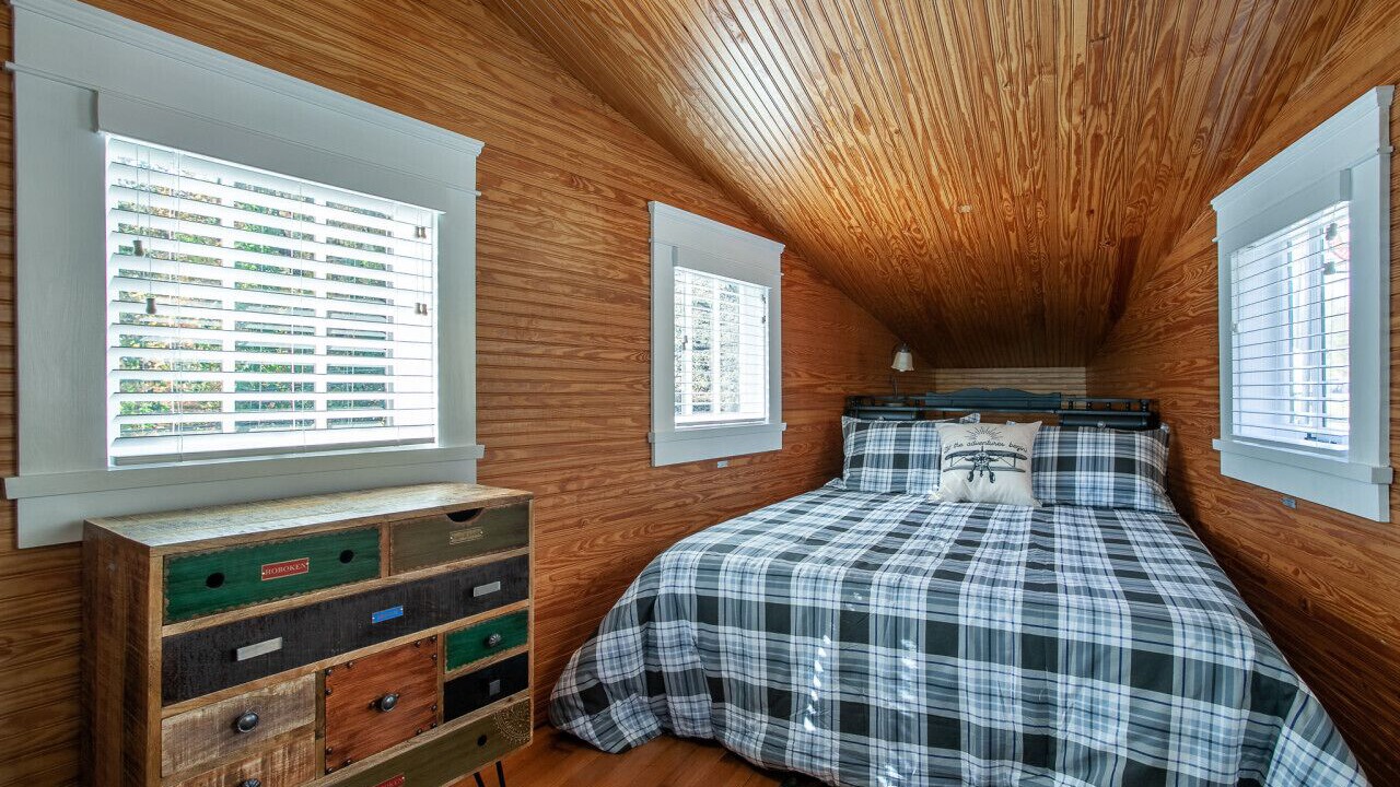 Photo of Bedroom in Knoxville