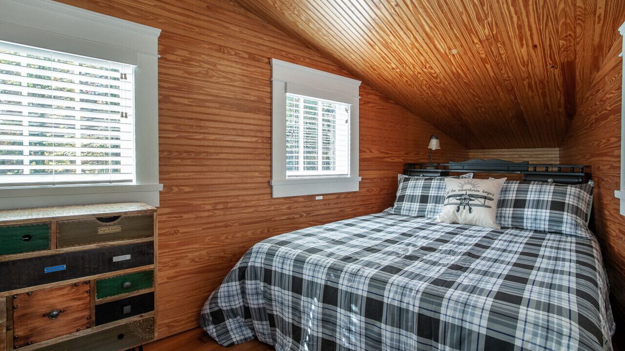 Photo of Bedroom in Knoxville