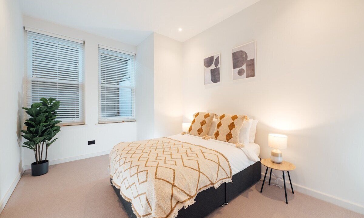 Photo of Bedroom in Forest Hill