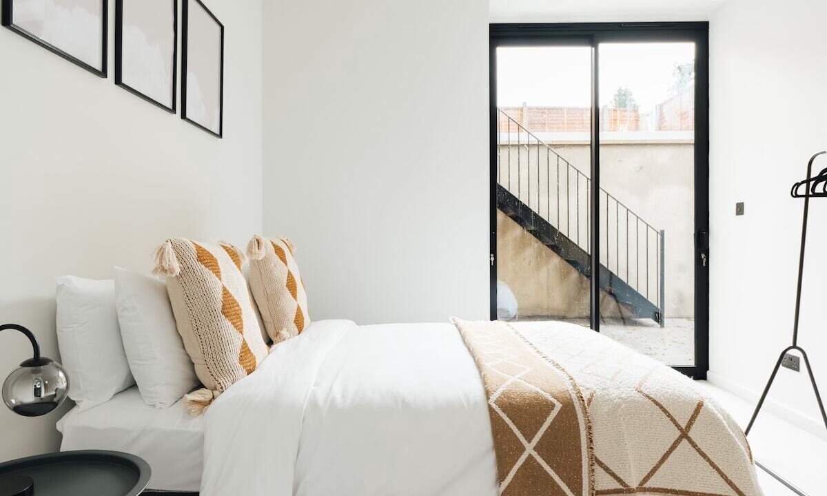 Photo of Bedroom in Forest Hill