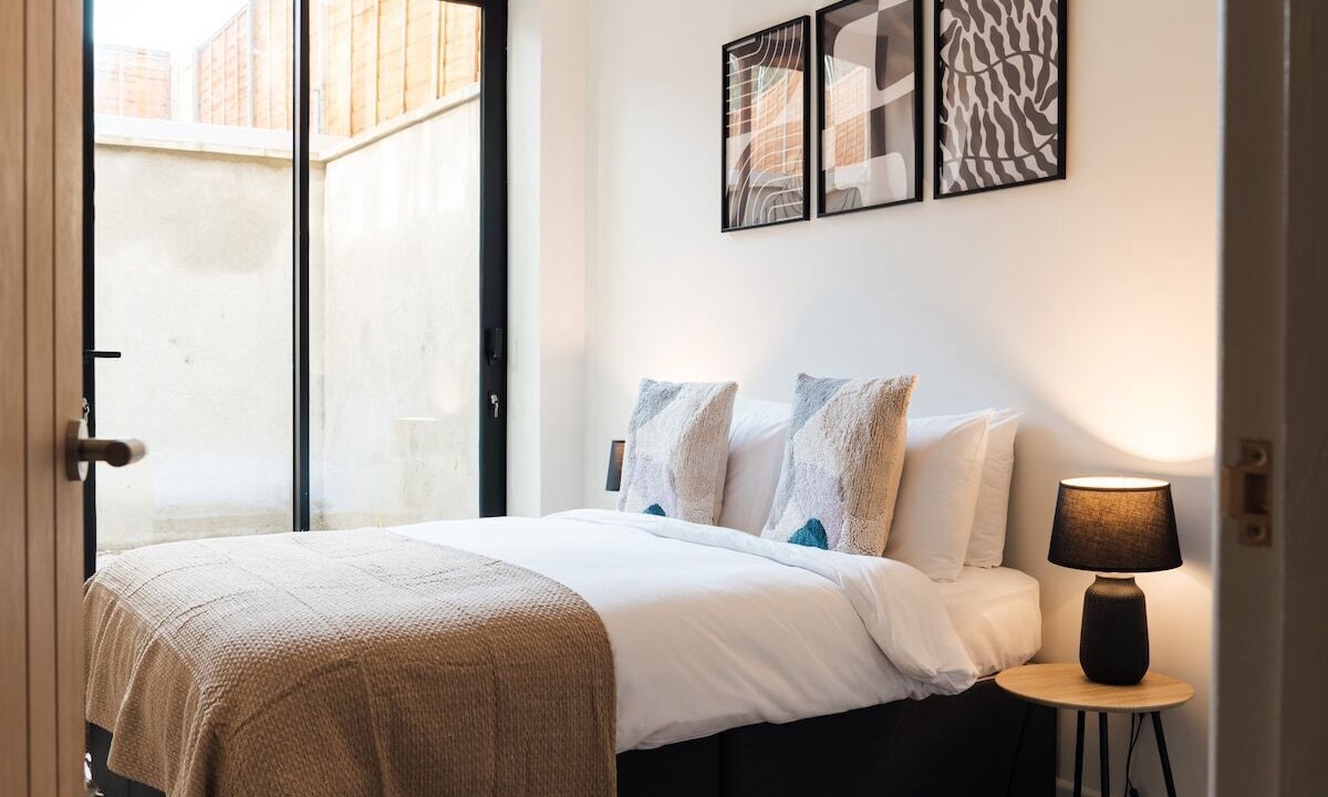 Photo of Bedroom in Forest Hill