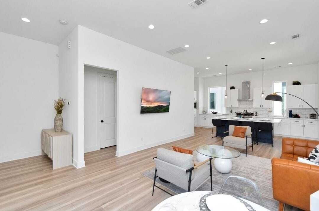 Photo of Livingroom in Houston