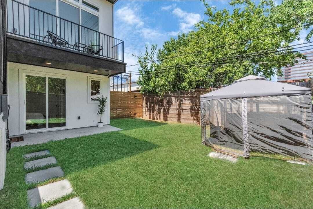 Photo of Patio Balcony in Houston