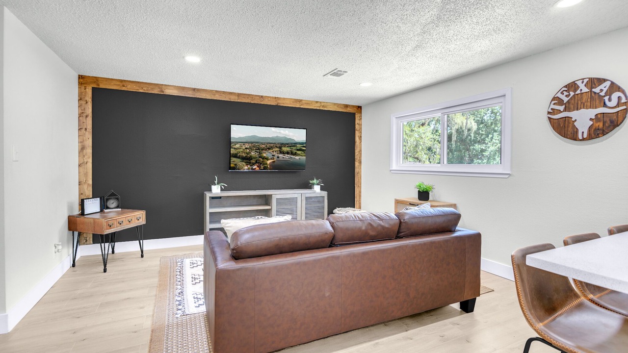 Photo of Livingroom in Brazoria