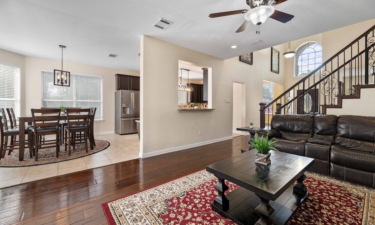 Photo of Livingroom in Allen