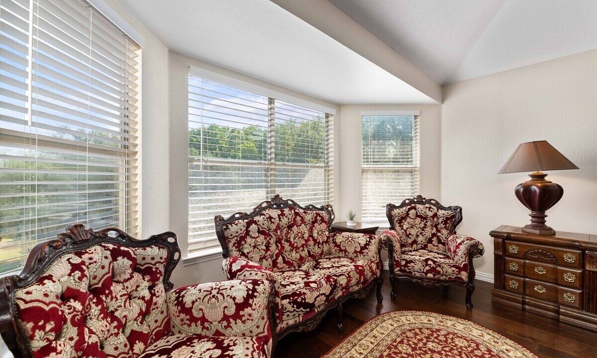 Photo of Livingroom in Allen