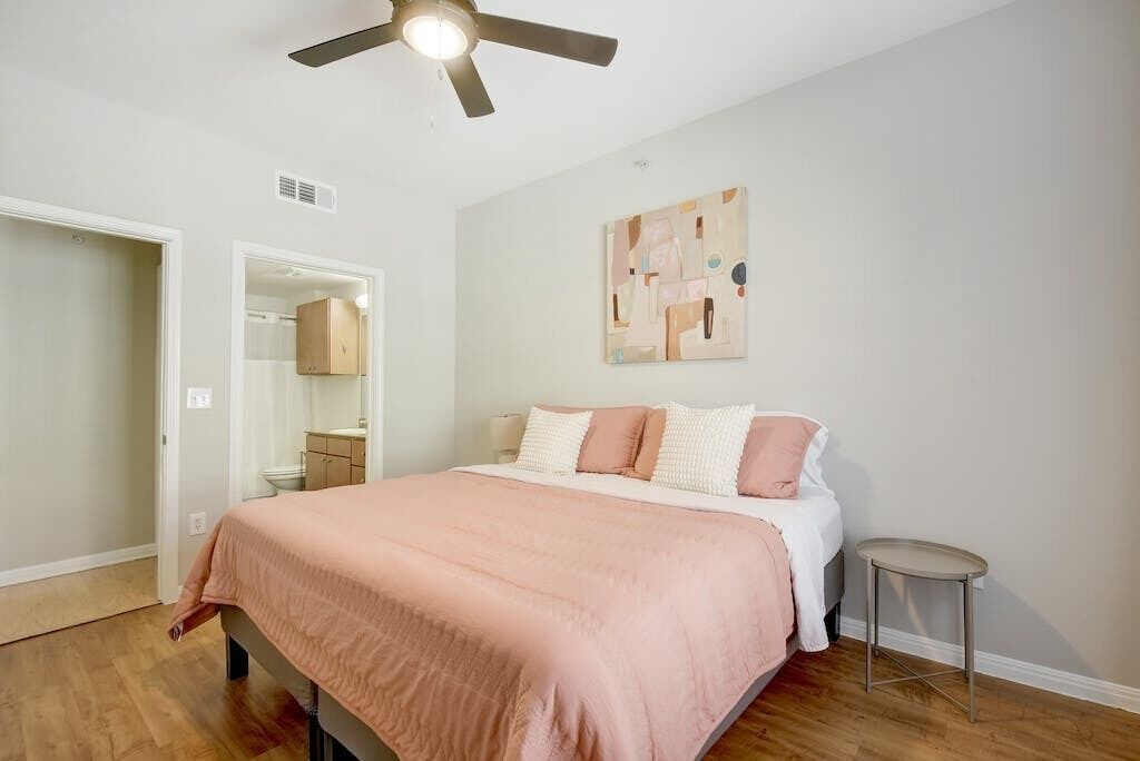 Photo of Bedroom in West Campus