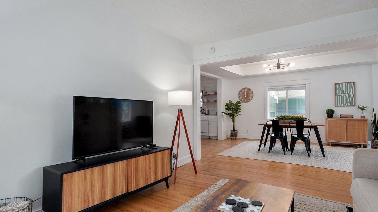 Photo of Livingroom in Rountree