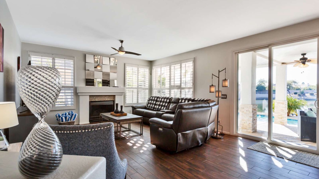 Photo of Livingroom in Arrowhead Lakes