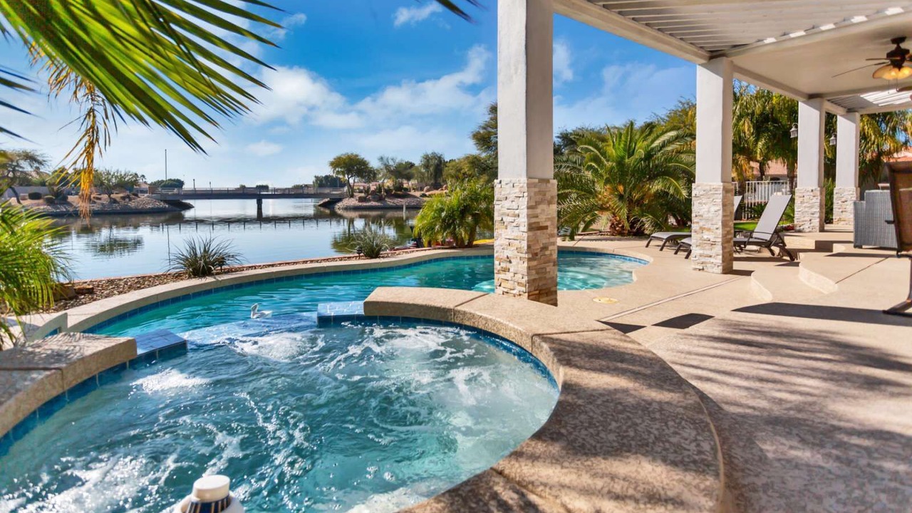 Photo of Outdoor in Arrowhead Lakes