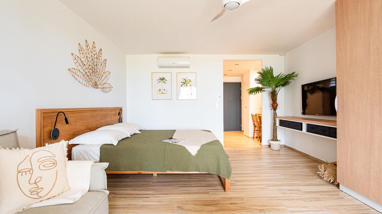 Photo of Livingroom in Orient Bay