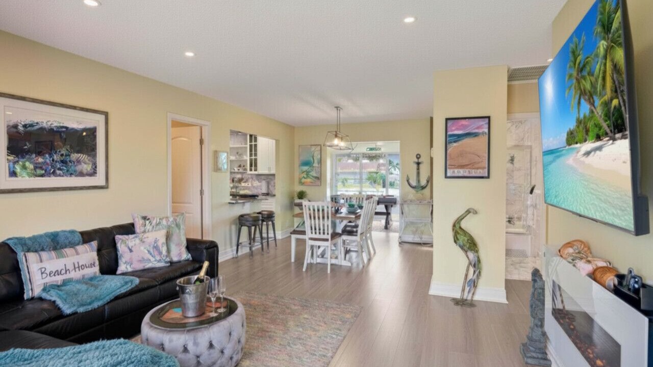 Photo of Bedroom in Tropic Palms