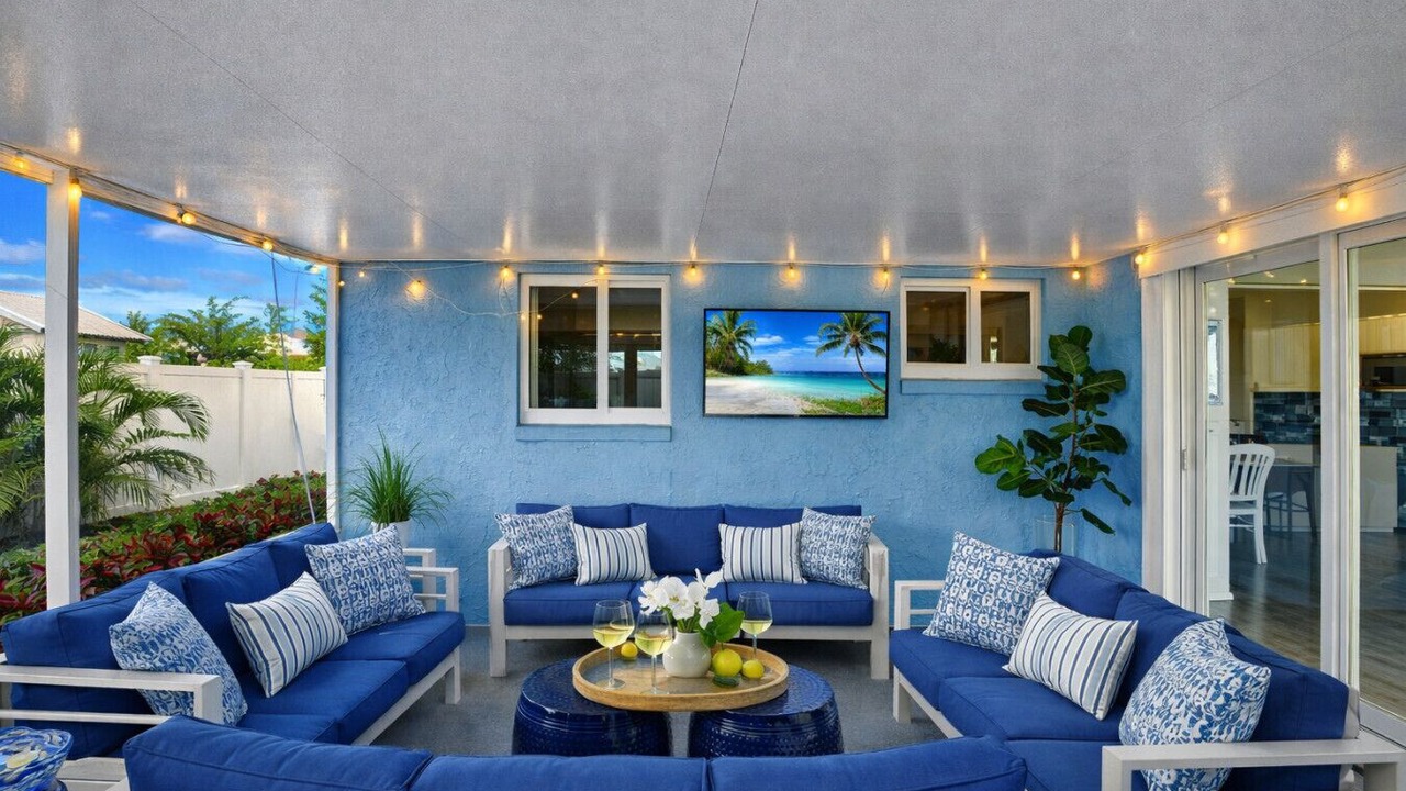 Photo of Outdoor in Tropic Palms
