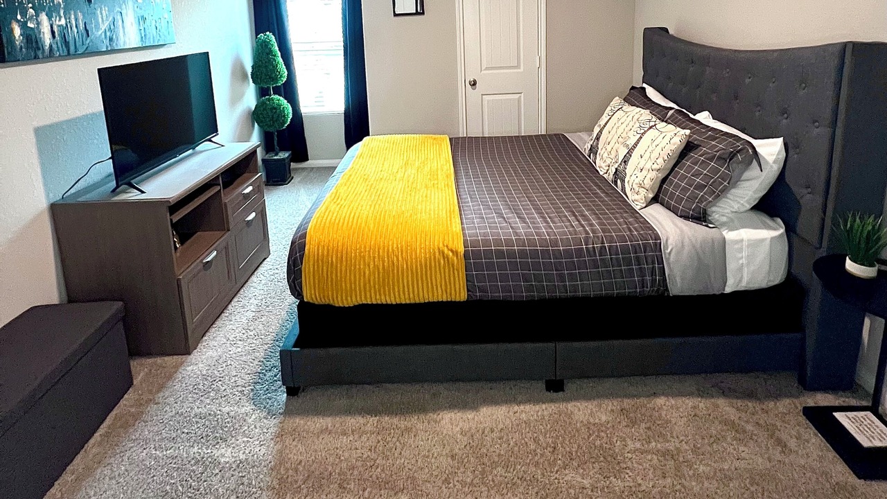 Photo of Bedroom in Texas City