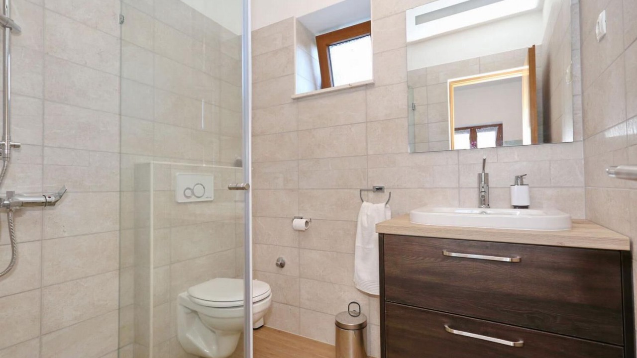 Photo of Bathroom in Skabrnja
