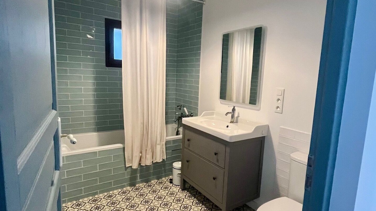 Photo of Bathroom in Pujols