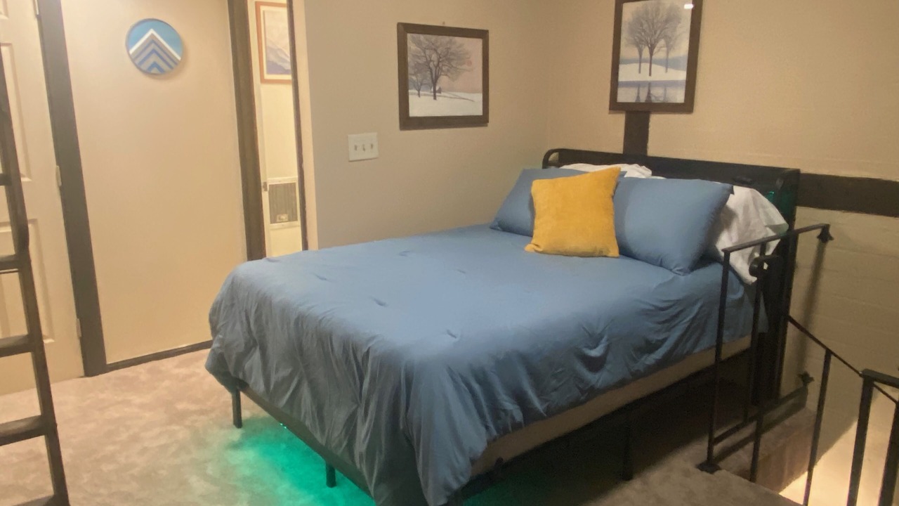 Photo of Bedroom in Blodgett Mills