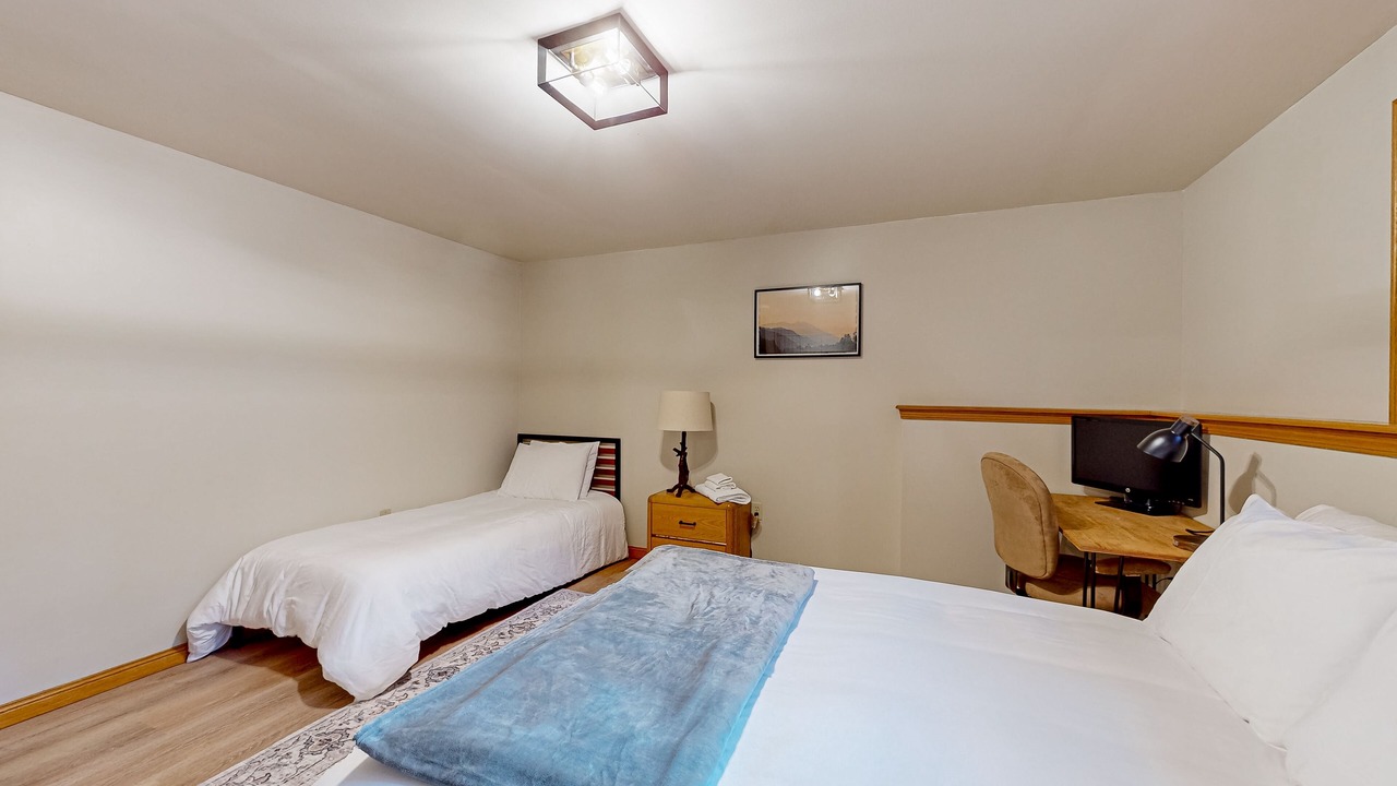 Photo of Bedroom in Blakeslee