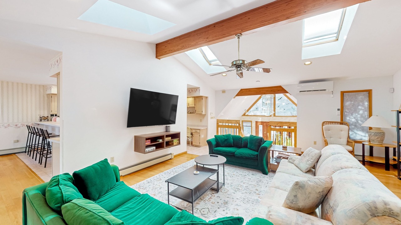 Photo of Livingroom in Blakeslee