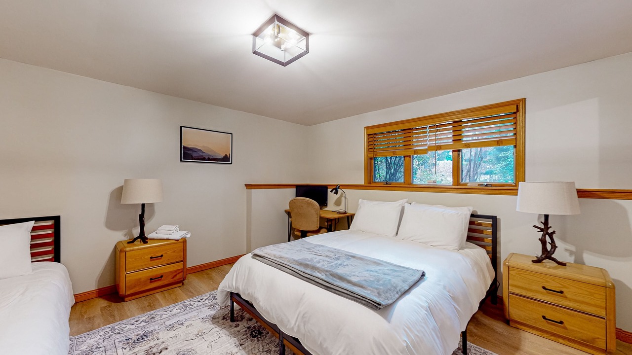 Photo of Bedroom in Blakeslee