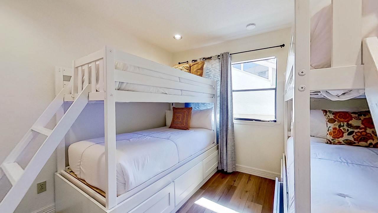 Photo of Bedroom in Walden on Lake Conroe