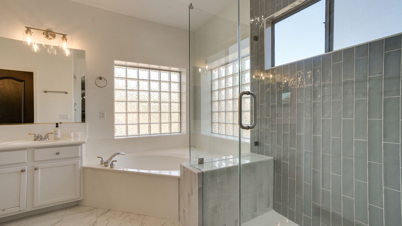 Photo of Bathroom in Canyon Trails