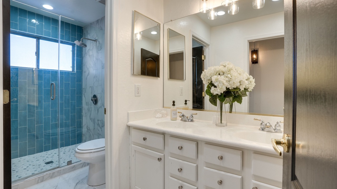 Photo of Bathroom in Canyon Trails