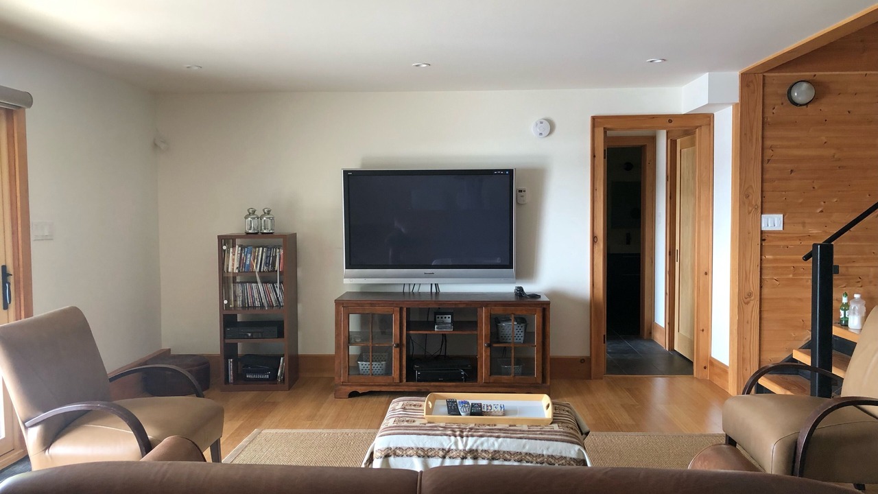 Photo of Livingroom in Muskoka Lakes