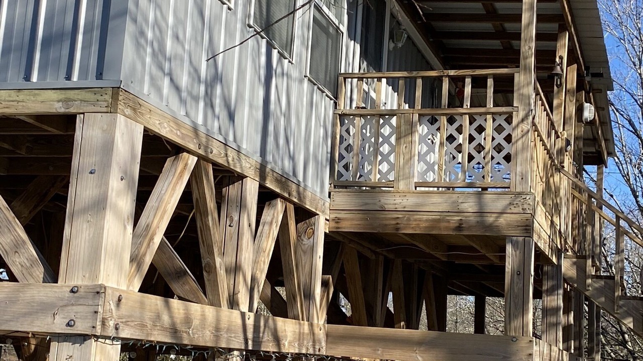 Photo of Outdoor in Lobelville