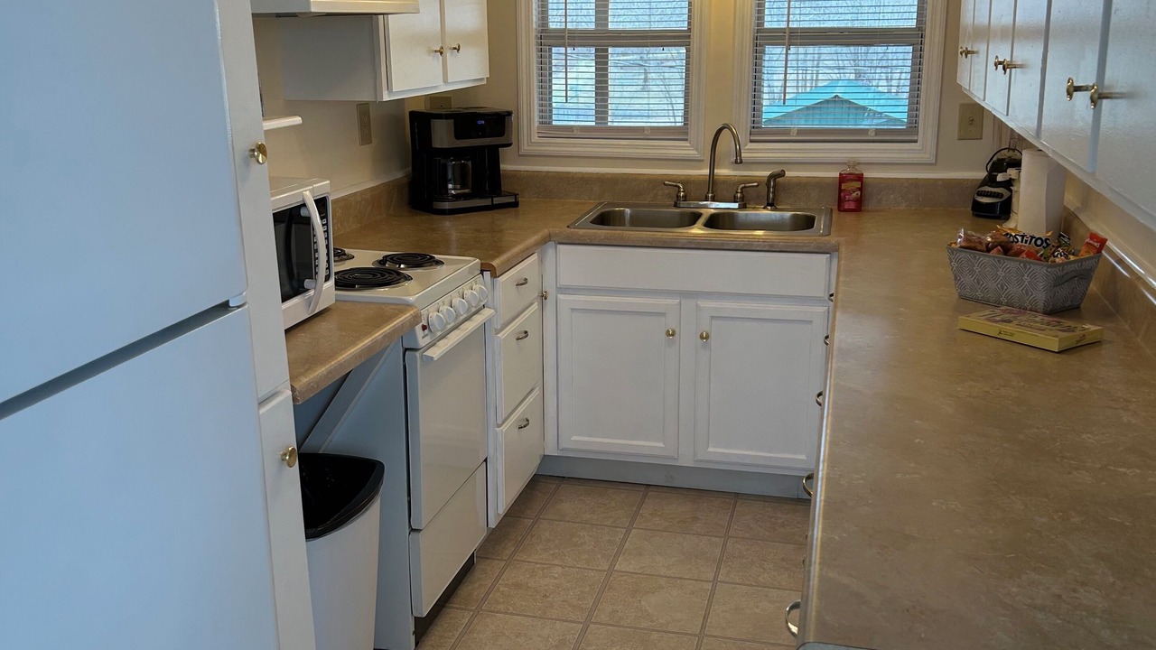 Photo of Kitchen in Lobelville