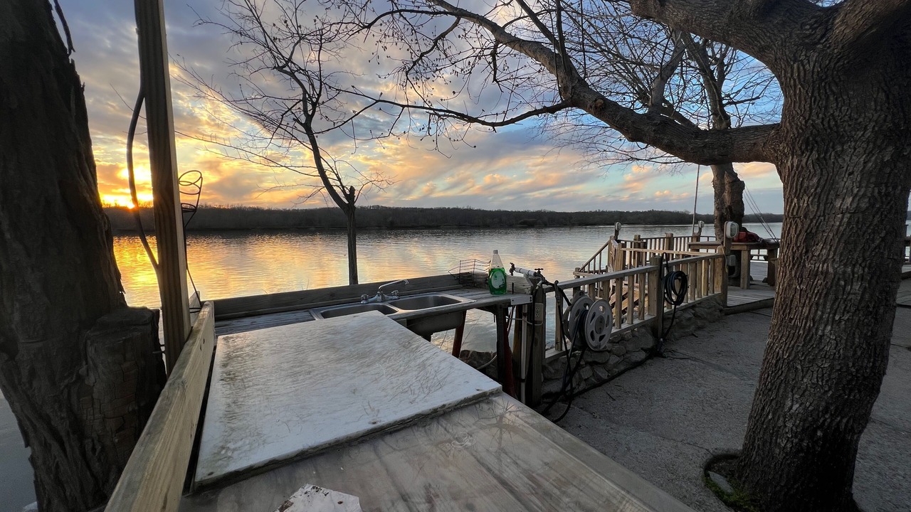 Photo of Patio Balcony in Lobelville