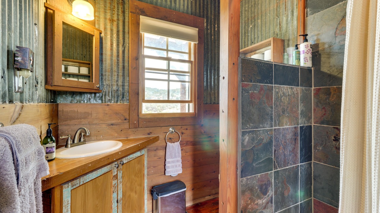Photo of Bathroom in Mason