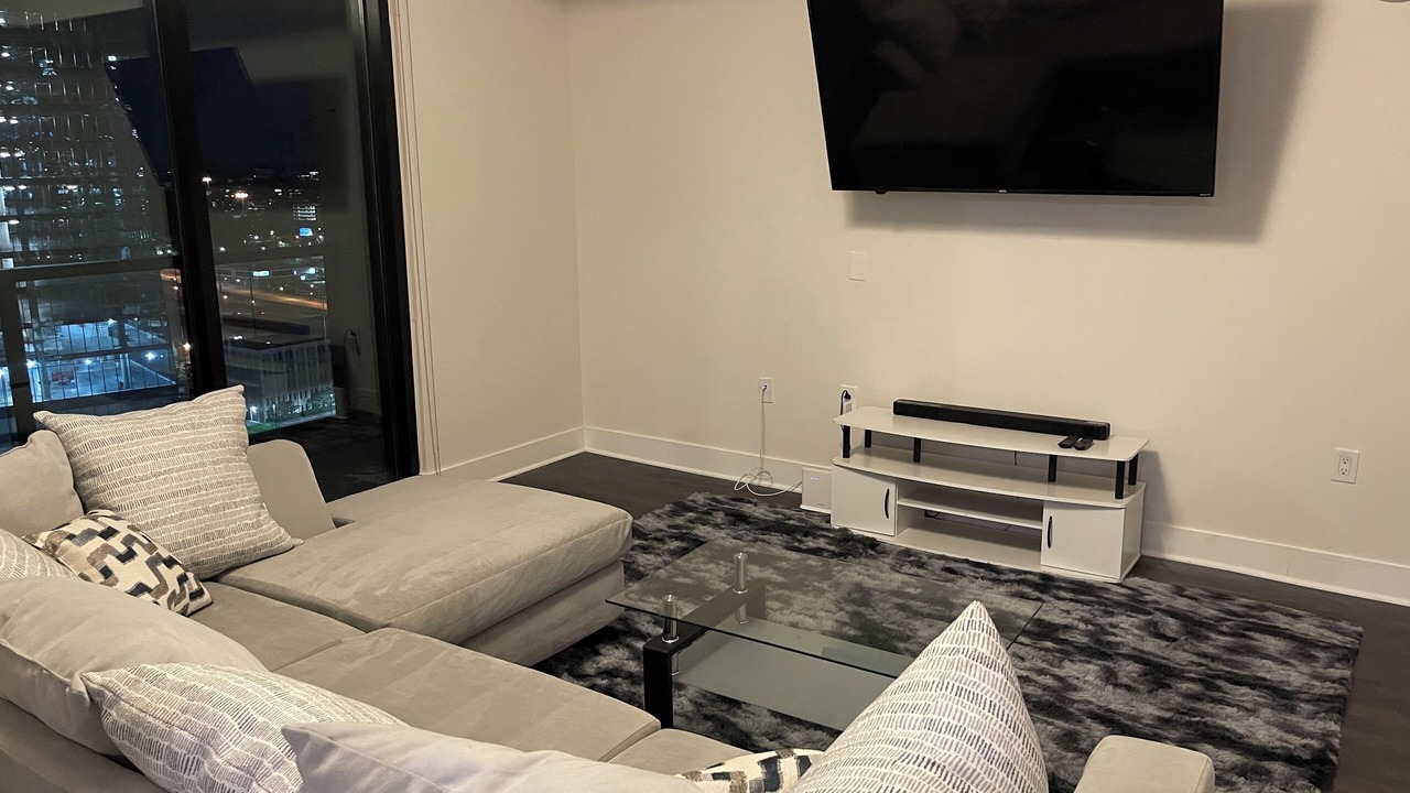 Photo of Livingroom in Midtown