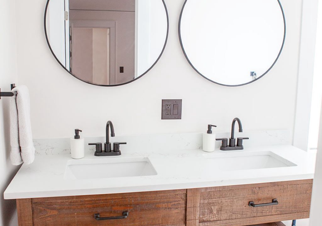 Photo of Bathroom in Amazon