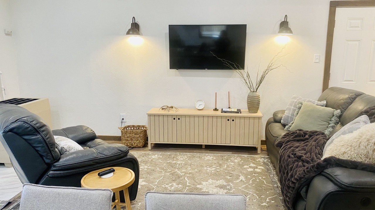 Photo of Others in Pompeys Pillar