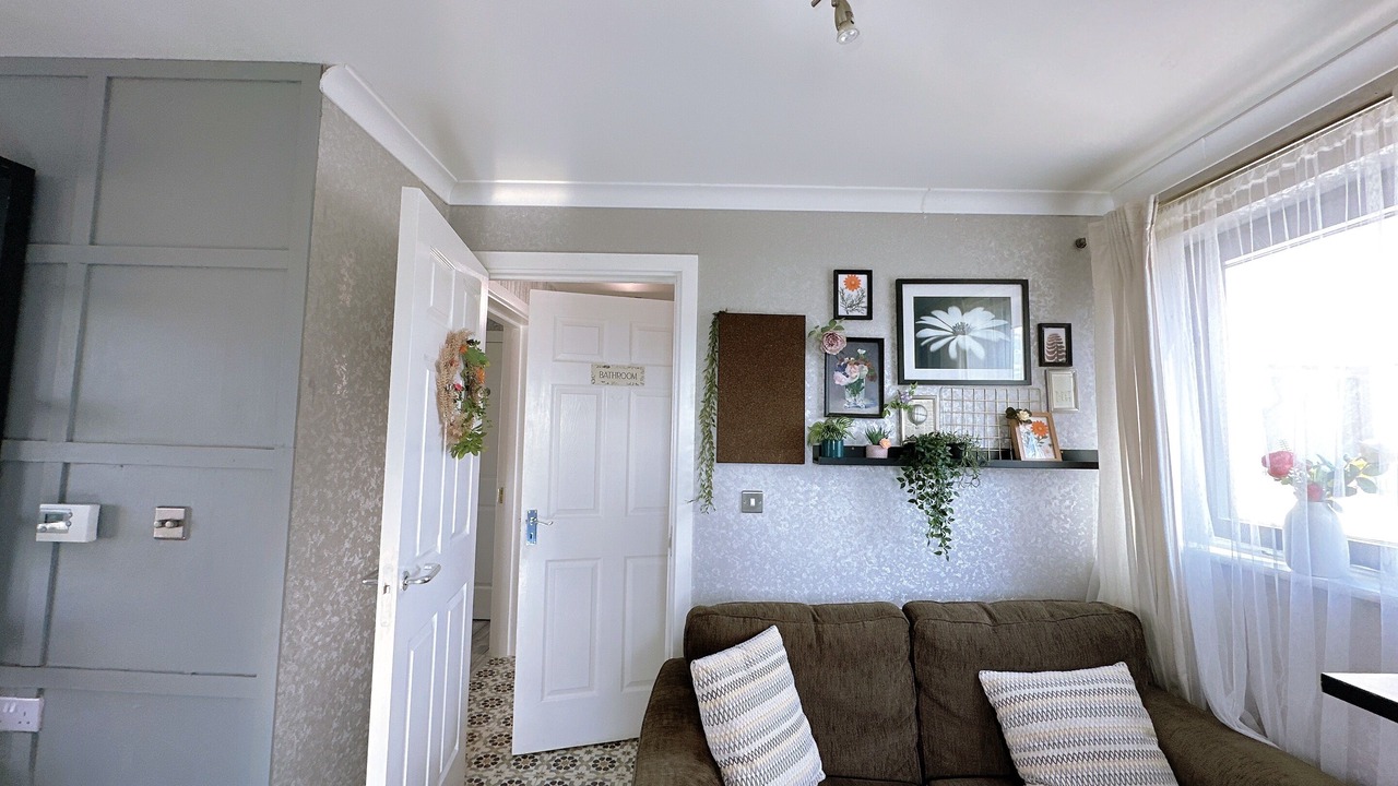 Photo of Livingroom in Poplar