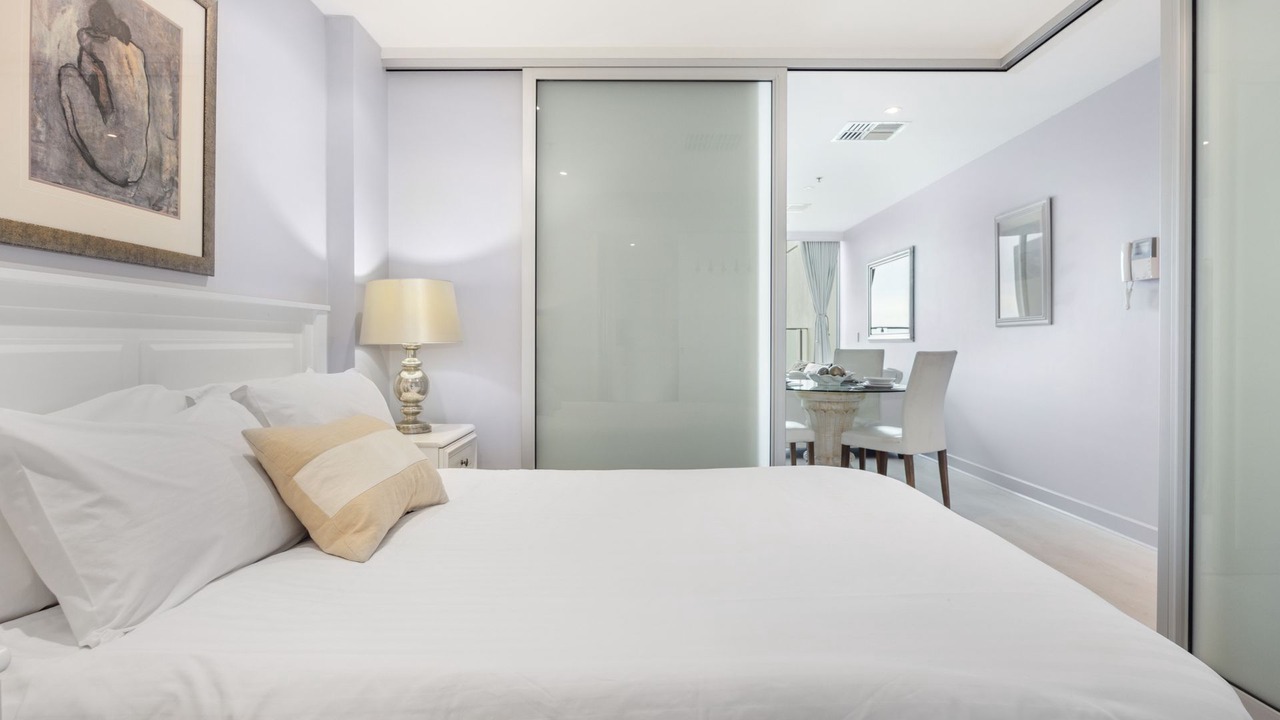 Photo of Bedroom in Glenelg