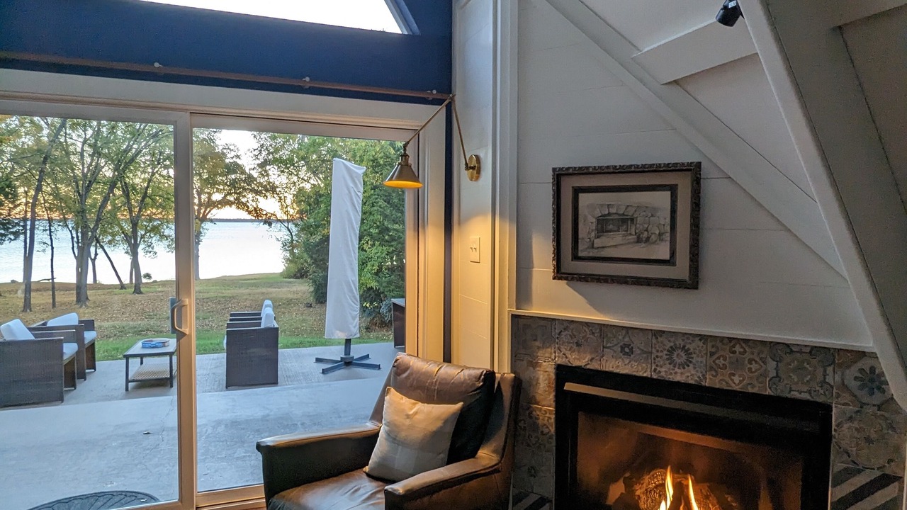 Photo of Livingroom in Pottsboro