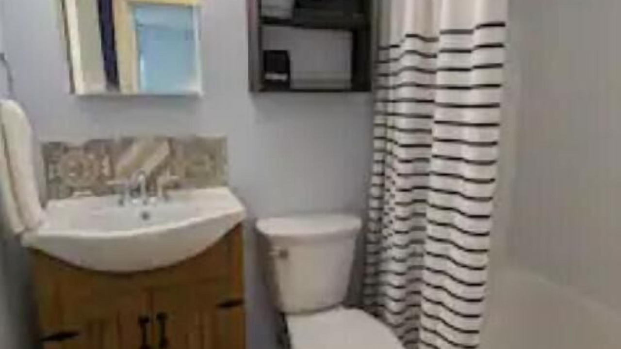 Photo of Bathroom in Pottsboro